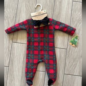 New Baby girl holiday outfit size 0-3 months